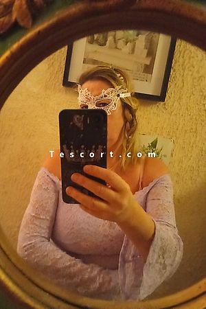 Elvira - Escort girl Paris