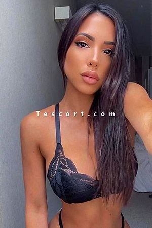 Sandra - Escort girl Paris