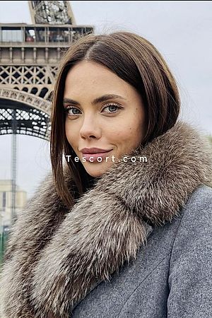 Matilda - Escort Girl Paris