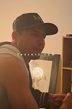 JONLOCO - Escort boy Bayonne