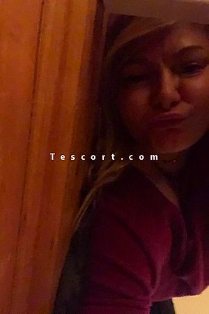 Simone - Escort girl Paris