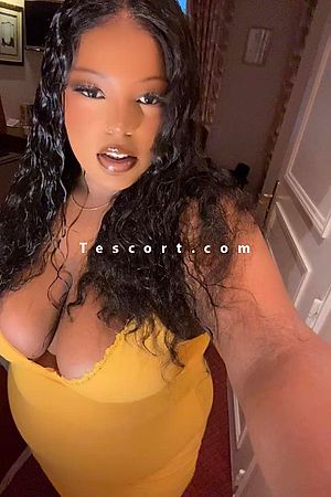 Minouhot - Escort girl Paris