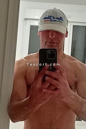 Alexander - Escort Boy Paris
