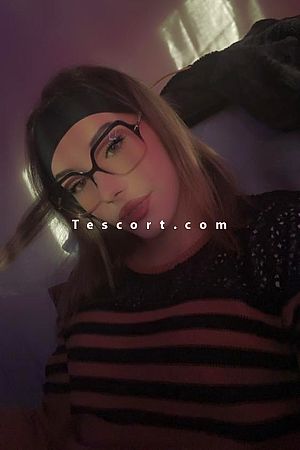 Joliecoeur01 - Le Havre Trans Escorts