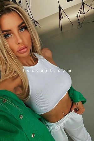 Ashli - Escort girl Paris