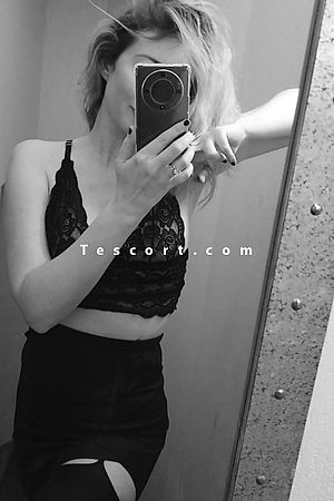 Aurore - Escort girl Paris