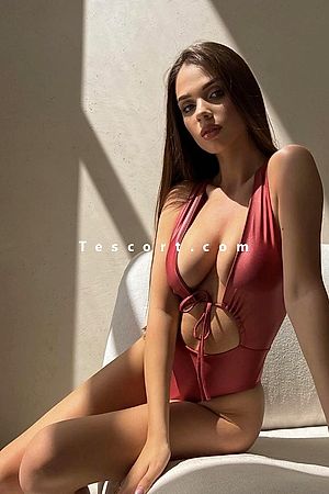 Sofia - Paris Escorts