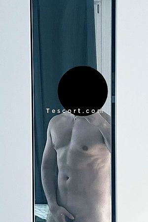 Angelo - Escort Boy Paris