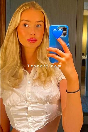 JULIETTA PLAYMATE duo - Escort Girl Roissy (CDG airport)