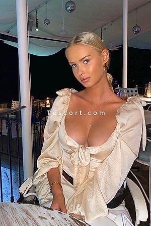 JULY PLAYMATE duo - Escort Girl Paris