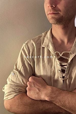 Jim - Angers Boy Escorts