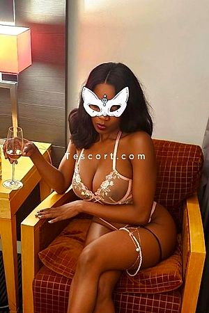 Chanelle - Escort Girl Senlis