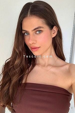 MILLICENT - Paris Escorts