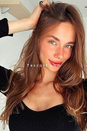 NANDINI - Paris Escorts