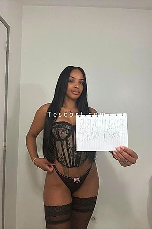 Sophia belle Reel Bresilienne - Escort Girl Nanterre