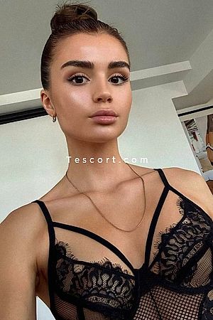 MARIANNA - Paris Escorts