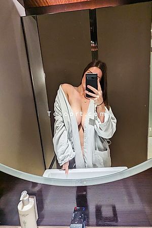 Khloe roy - Paris Escorts