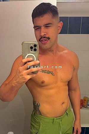 Ricardo Queiroz - Paris Boy Escorts