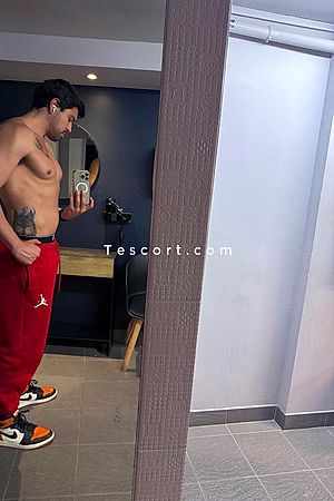 Ricardo Queiroz - Paris Boy Escorts