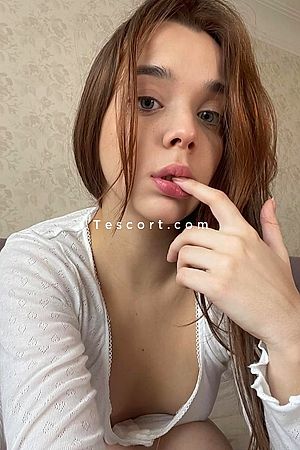 KESTIE - Escort Girl Paris