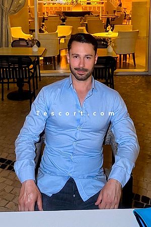 Fel - Monaco Boy Escorts
