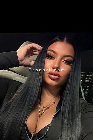 Giu - Escort Girl Paris