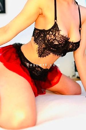 Stacy - Paris Escorts