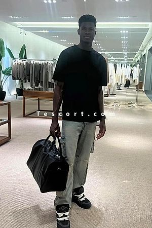 Djigui Camara - Antibes Boy Escorts