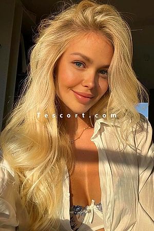 Anora - Escort Girl Paris