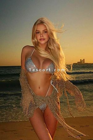 Anora - Levallois-Perret Escorts