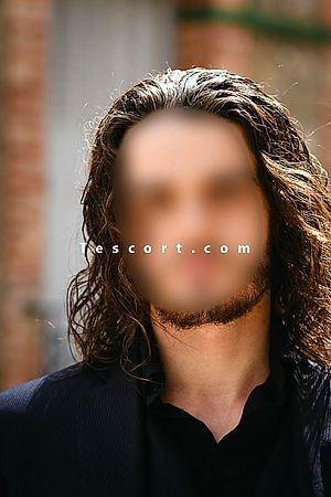 Max Fantasme - Paris Boy Escorts
