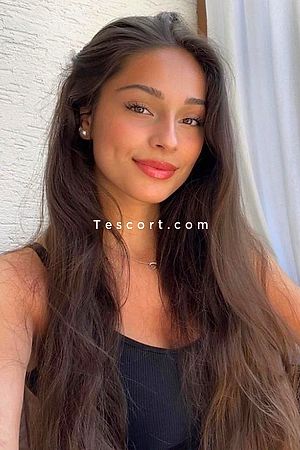 Agata PSE, GFE - Paris Escorts