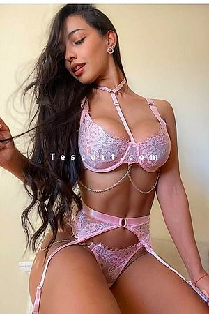 SOFIA - Paris Escorts