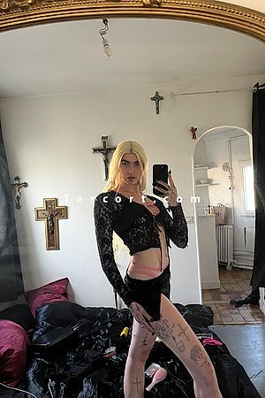 SWANLILLYA - Paris Escorts