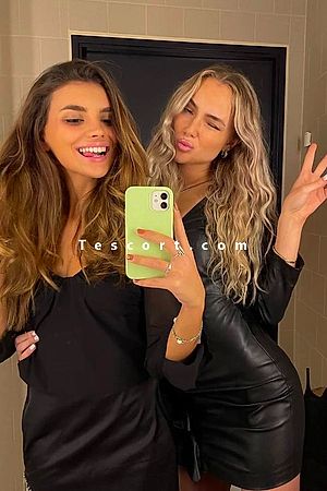 LARA ERICA DUO X SHOW - Paris Escorts
