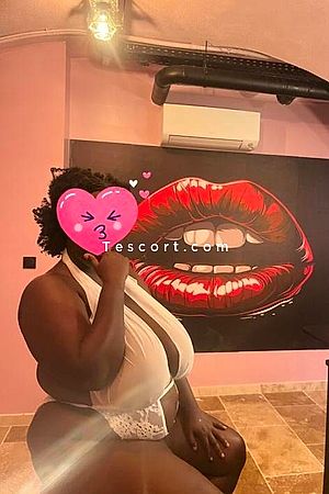 Deyna - Escort Girl Lyon