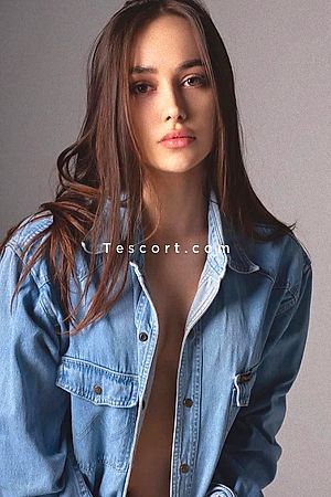 ANNABELLE - Escort Girl Paris