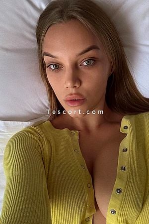 NEELAM - Escort Girl Paris
