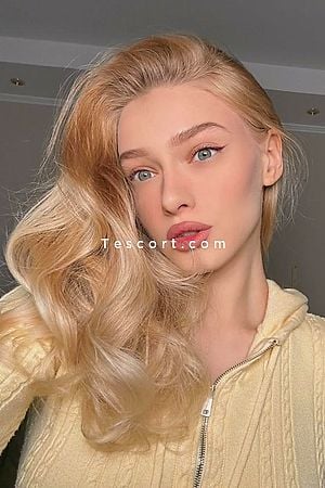 SARIN - Paris Escorts