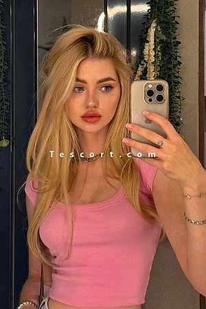 RISTA - Escort Girl Paris