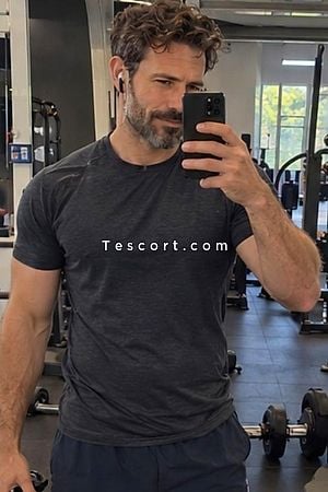 Paul de Sinsere - Escort Boy Paris
