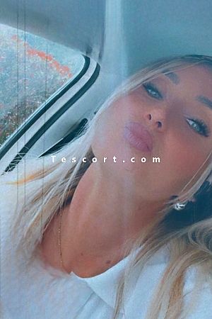 Melii - Escort Girl Fréjus