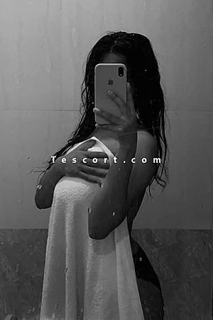 LuxeNina - Caen Escorts