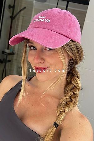 AMBRIT - Escort Girl Paris