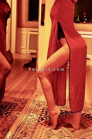 Florence Fine - Escort Girl Paris