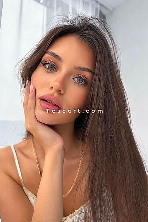 Christina - Paris Escorts