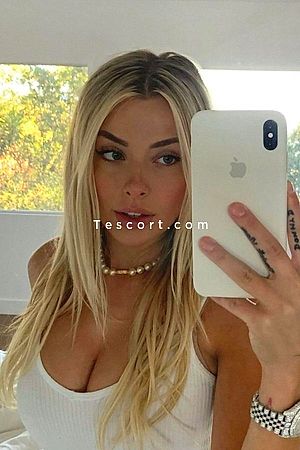 EBREL - Escort Girl Paris