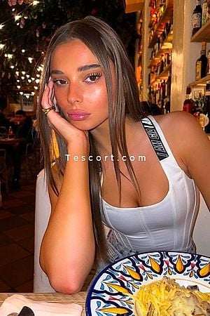 TURI - Paris Escorts