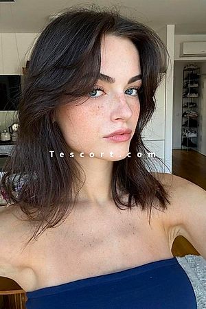 Dara - Escort Girl Paris
