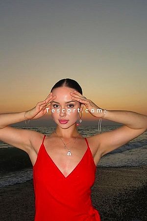 Mikaela Girl number 1 - Paris Escorts